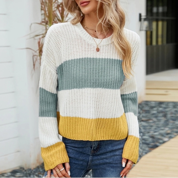 Sincerely Jules Colorblock Sweater - White, Blue, Mustard Size Large - Picture 7 of 7